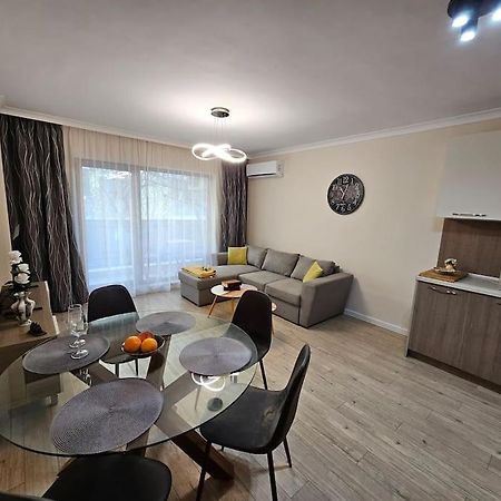 Serenity In The Heart Of Varna With Parking 외부 사진