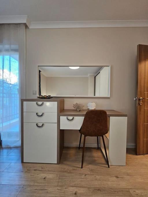 Serenity In The Heart Of Varna With Parking 외부 사진