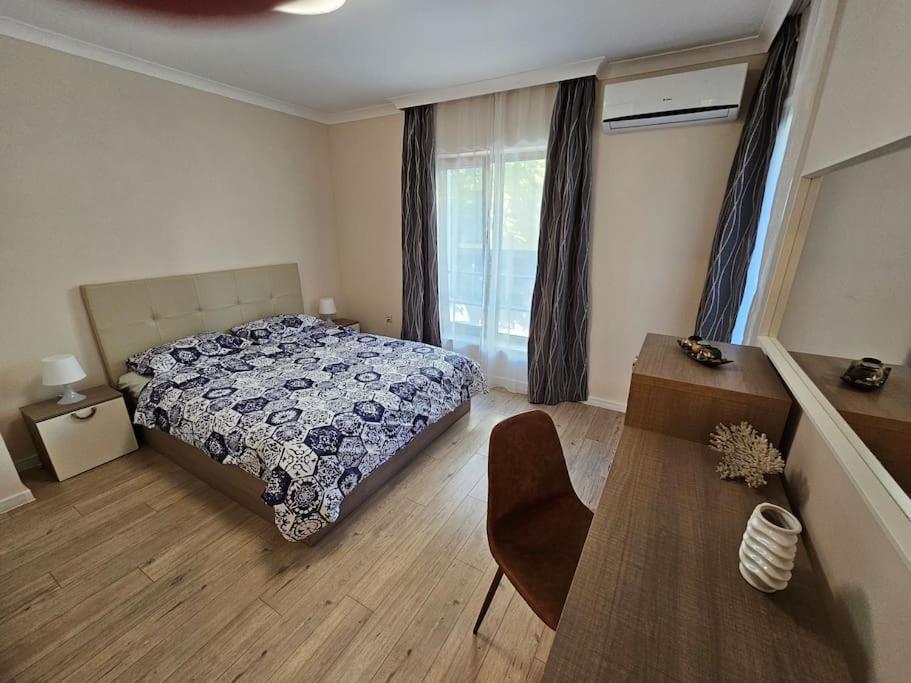 Serenity In The Heart Of Varna With Parking 외부 사진