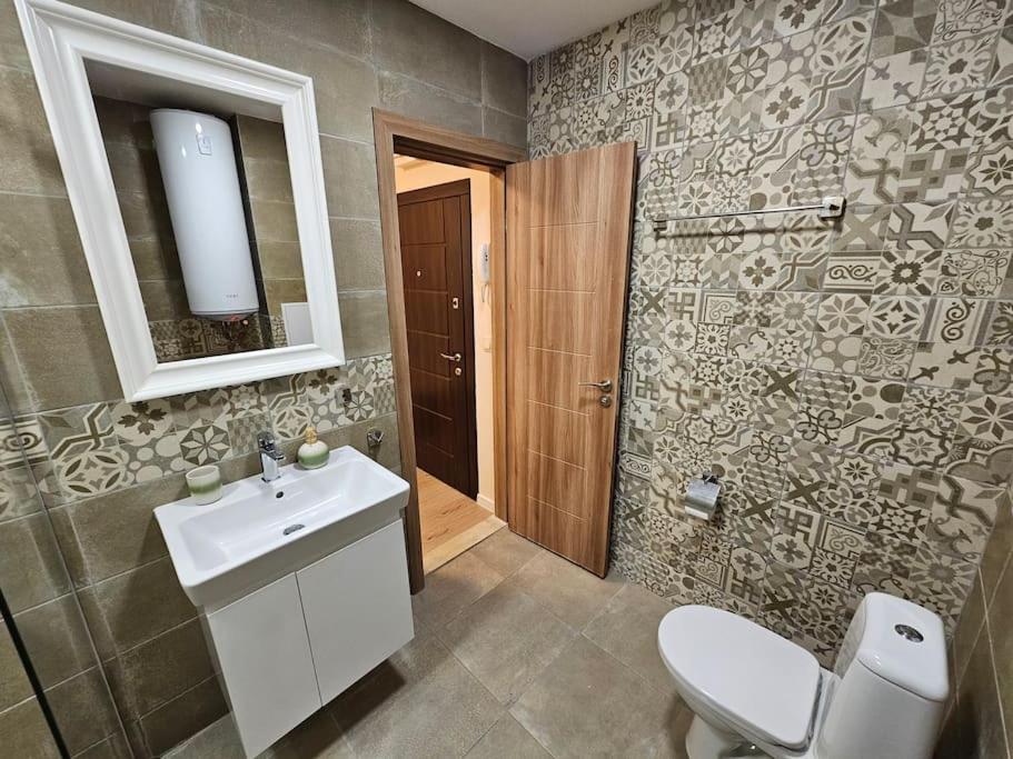 Serenity In The Heart Of Varna With Parking 외부 사진